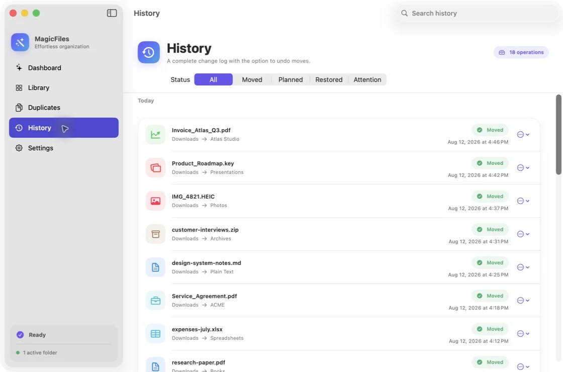 MagicFiles history in English with fictional filenames, destinations, timestamps, and move status